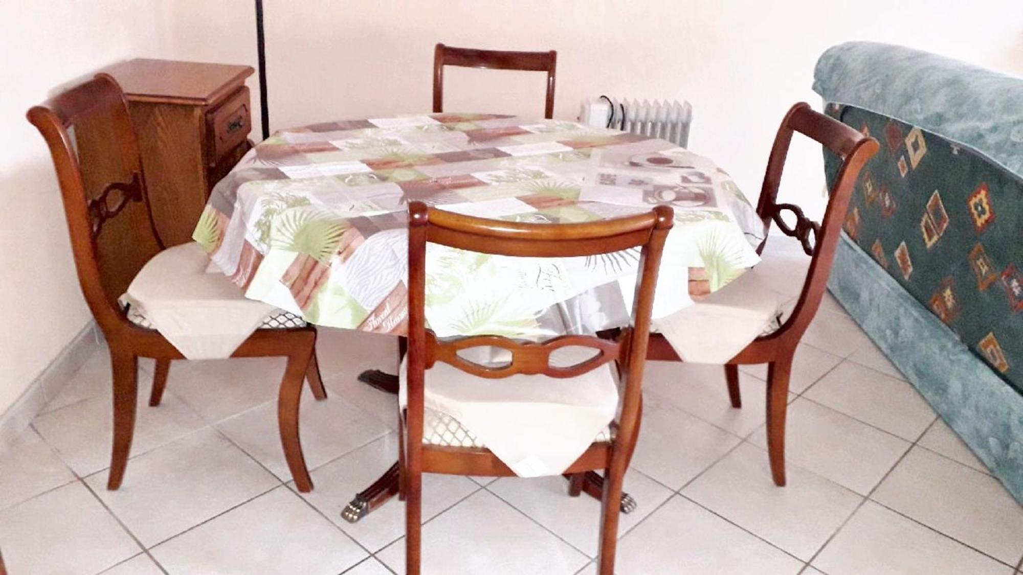 Maison d'une chambre avec piscine partagee terrasse et wifi a Saint Victor Extérieur photo